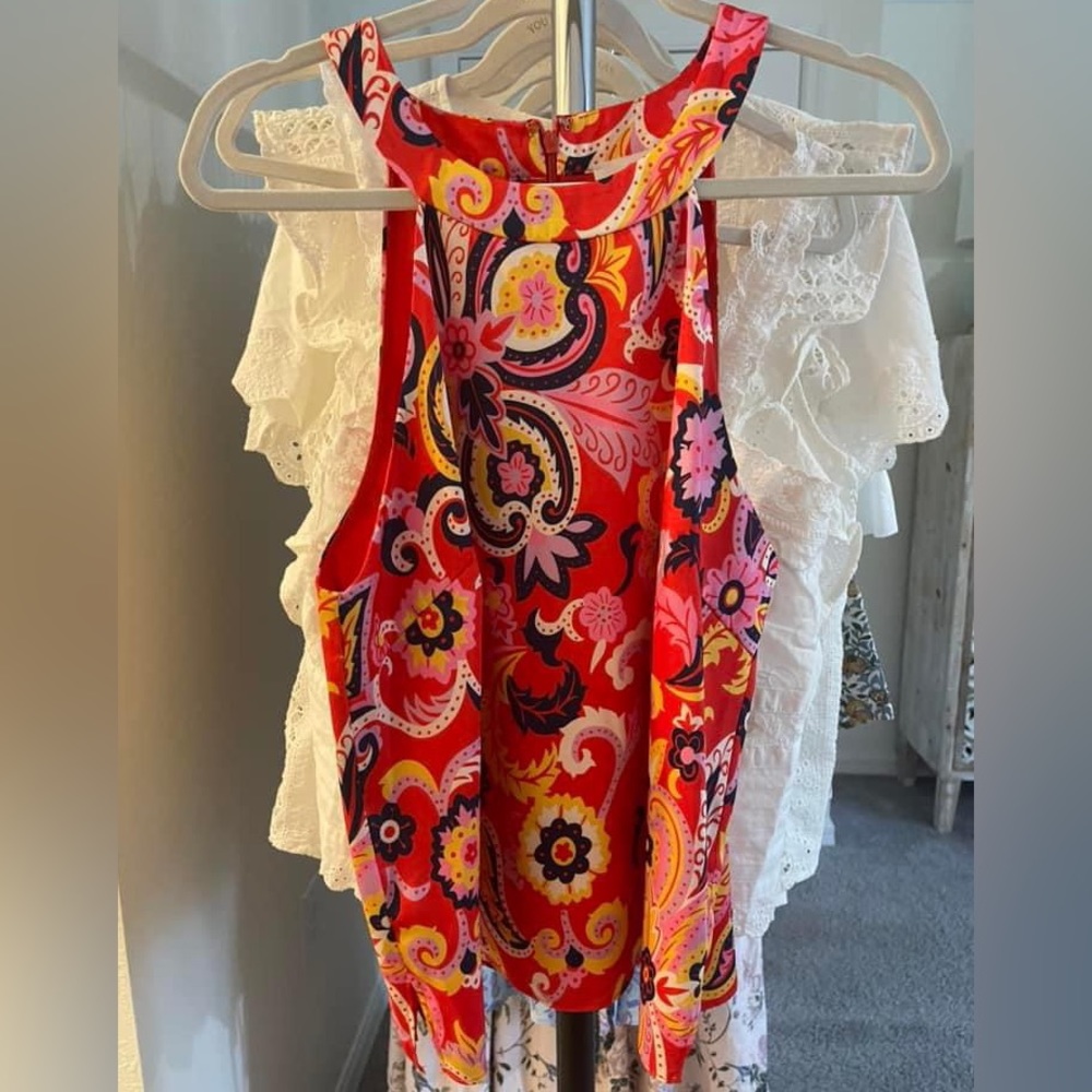 NWOT
Julie Brown Makayla halter top. Size 10